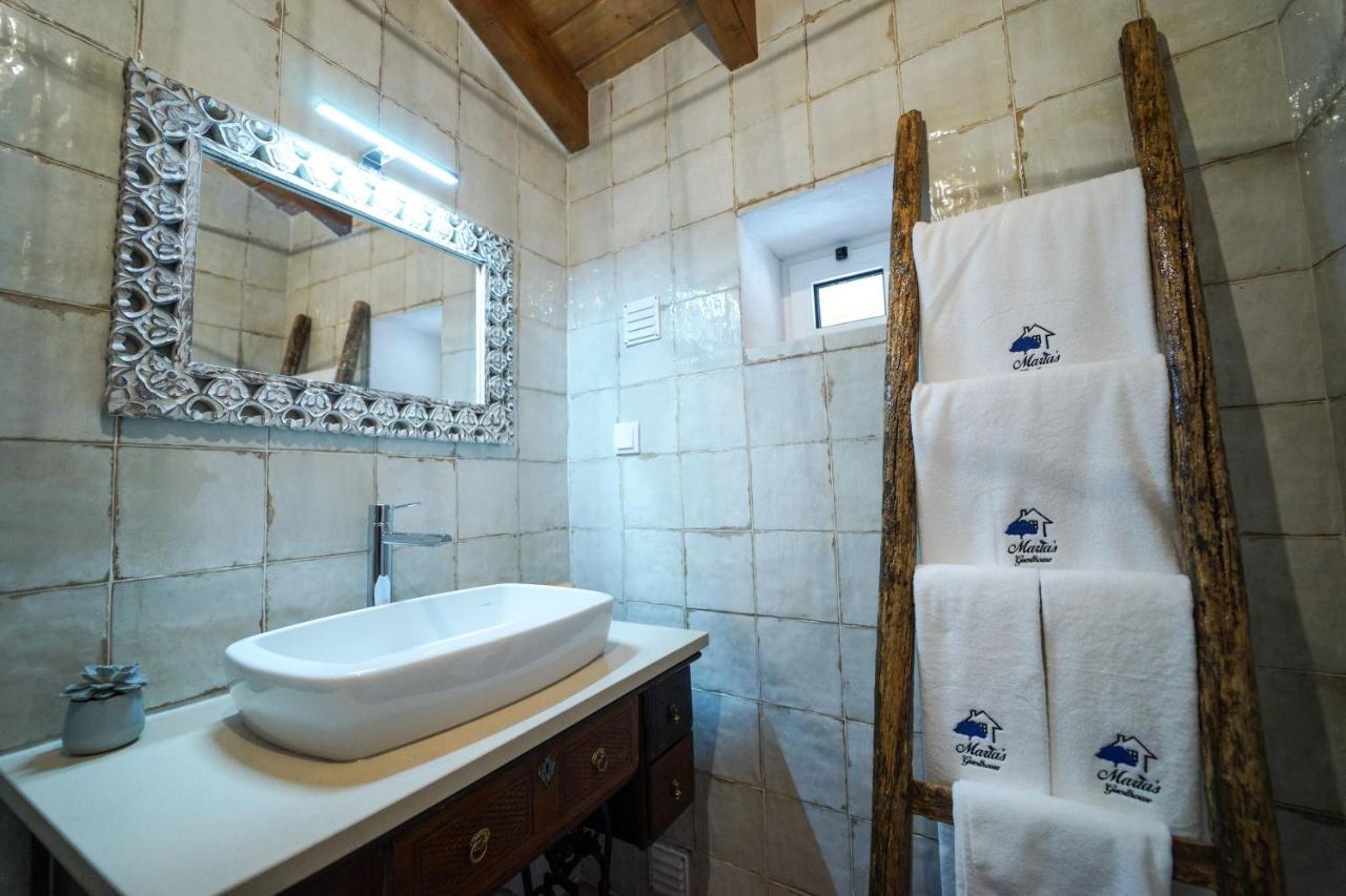 Maria'S Guesthouse เบจา ภายนอก รูปภาพ